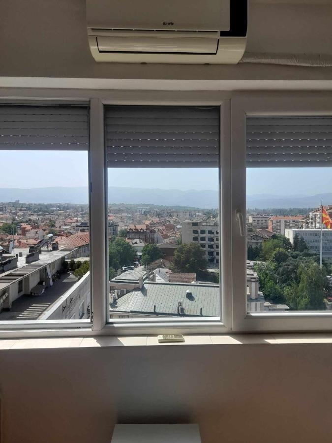 Central Square Apartment Kumanovo Luaran gambar