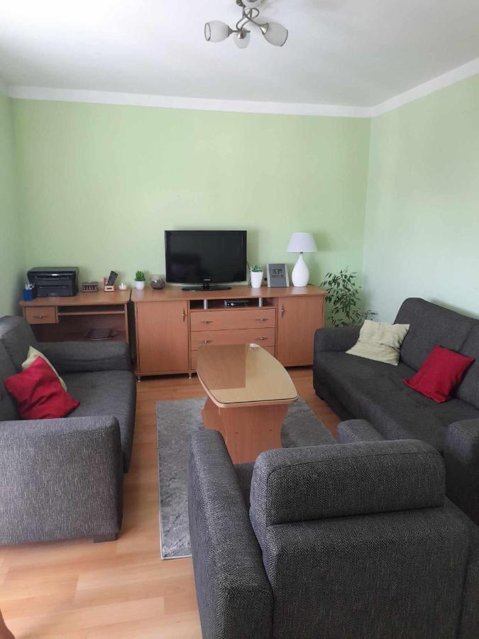 Central Square Apartment Kumanovo Luaran gambar